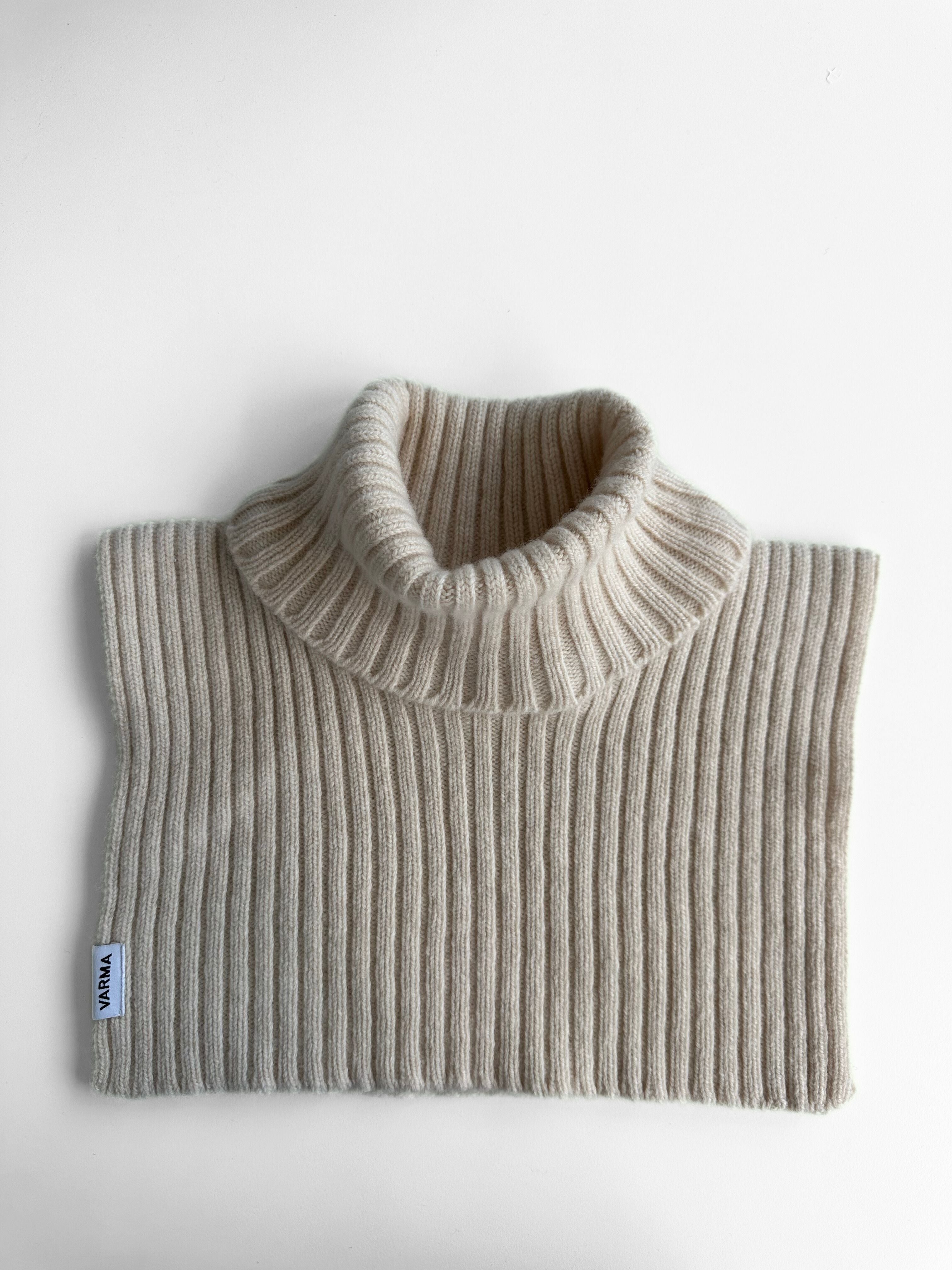 Varma Lambswool Collar